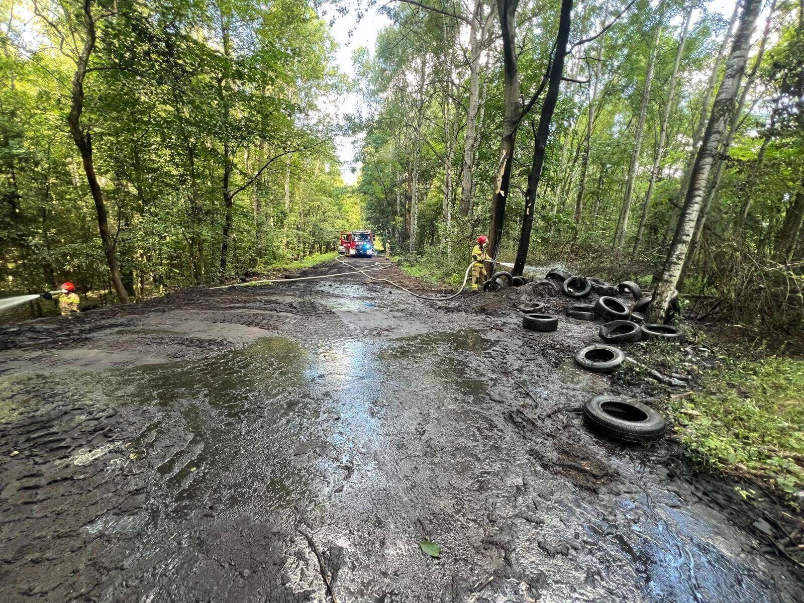 Pozar skldowisko opon slaska ligota katowice1