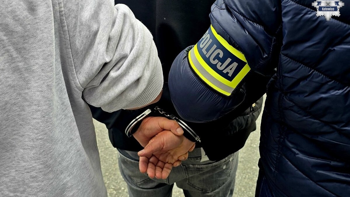 Katowice. Przestępcy nie uznają już żadnych świętości. 83-letnia seniorka okradziona na ulicy we Wszystkich Świętych